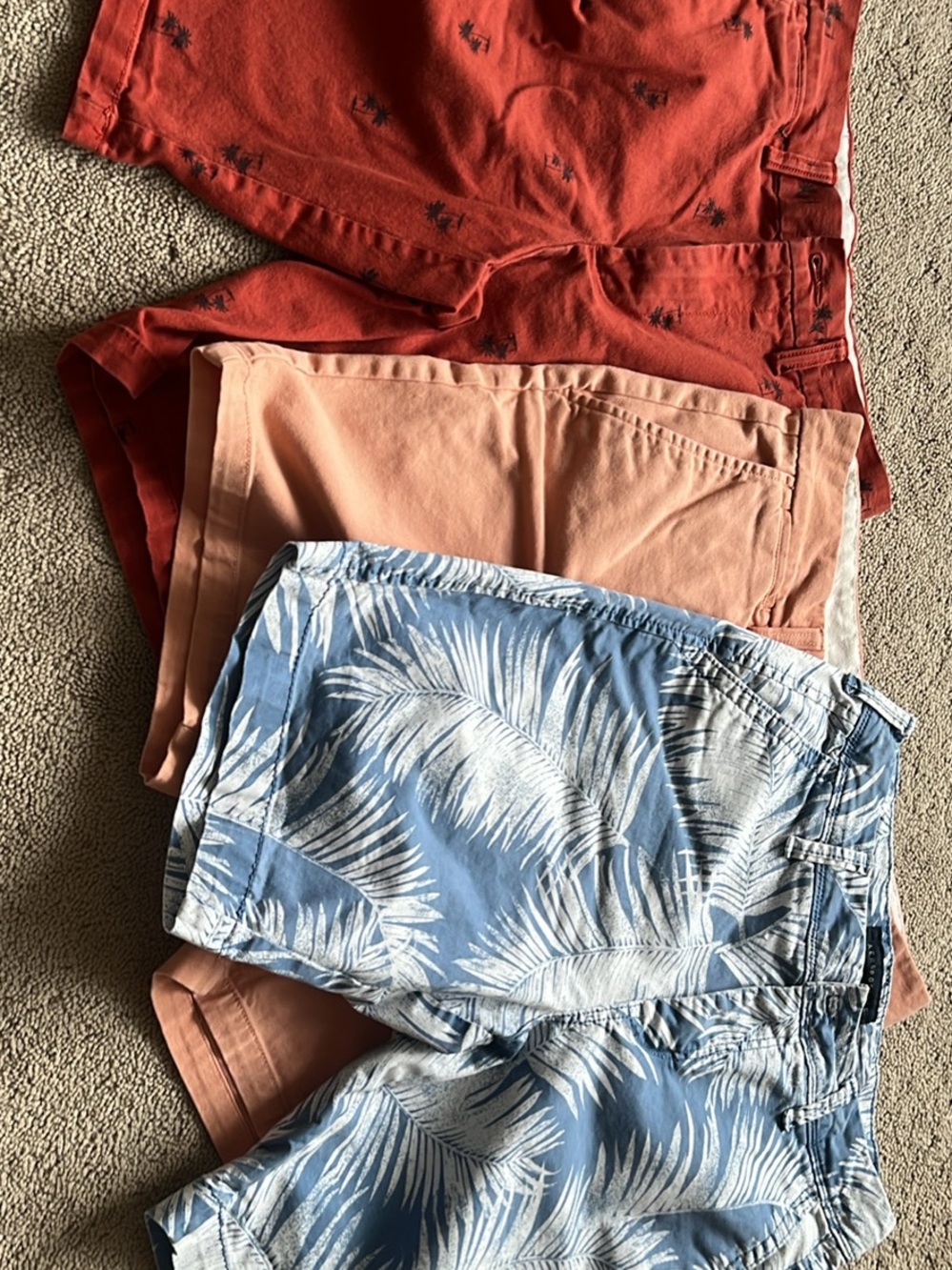 Aeropostale Blue and Coral Old Navy Men Shorts Trio size 27,28,29